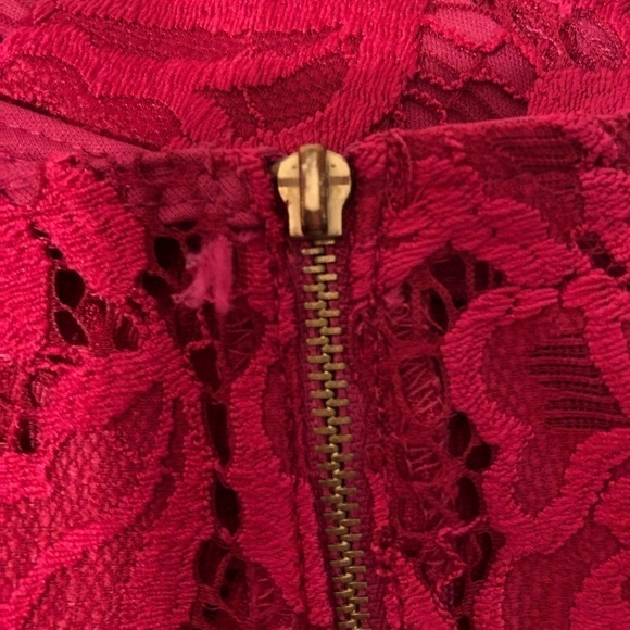 RYAN MICHELLE Dress Women's Size Medium Red Sleeveless Lace Knee Length - Picture 8 of 11